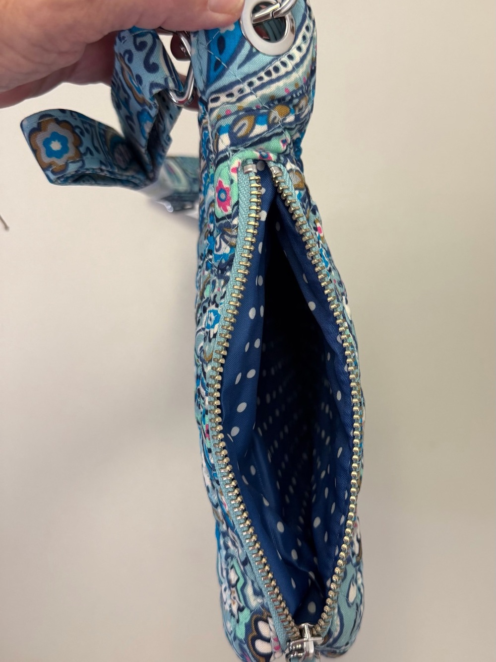 NWT Vera Bradley Carson Mini Hobo Crossbody Daisy Dot Paisley Bag - Picture 7 of 7